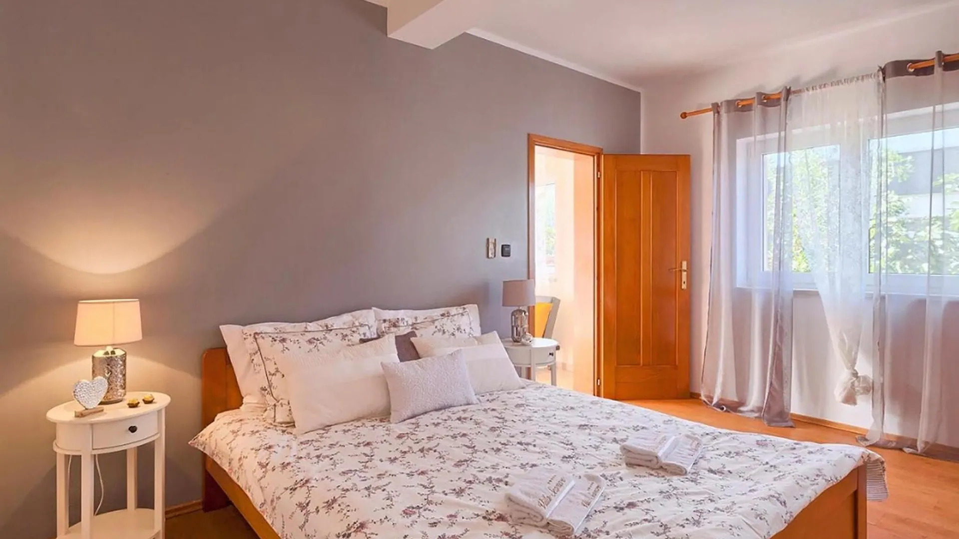 Beautiful Apartment In Stinjan With Wifi