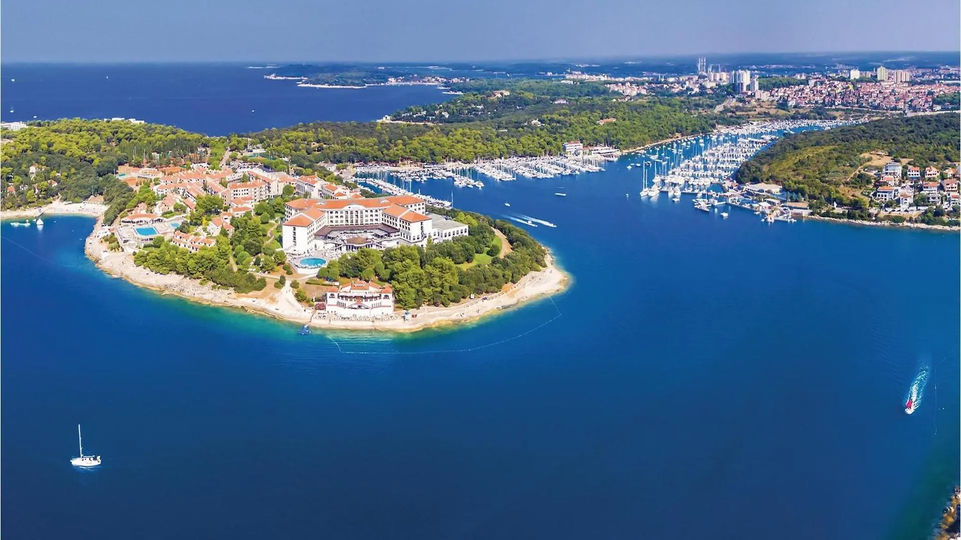 Beautiful Apartment In Stinjan With Wifi Croatia